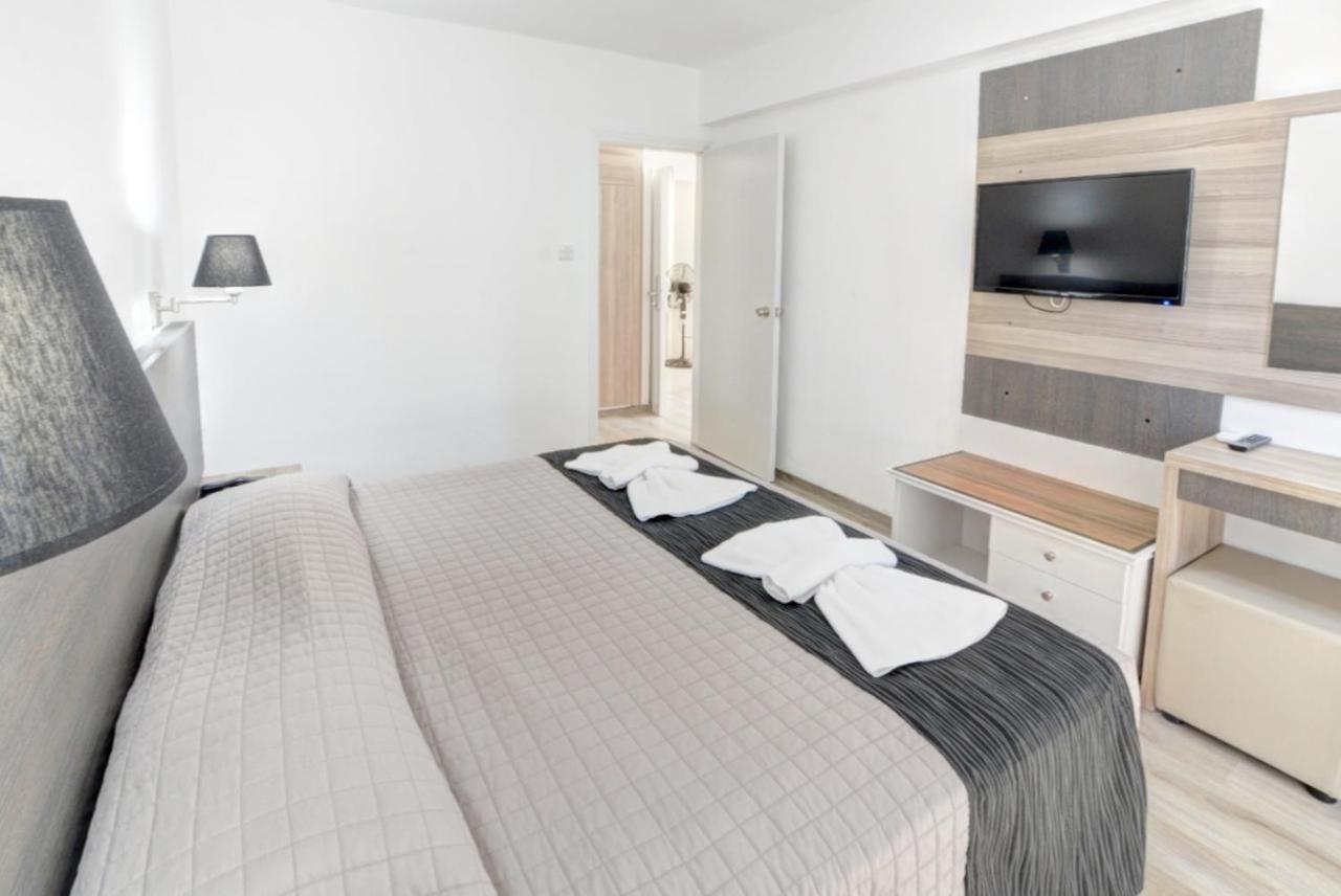 Barbara Hotel Apts Agia Napa Exterior foto