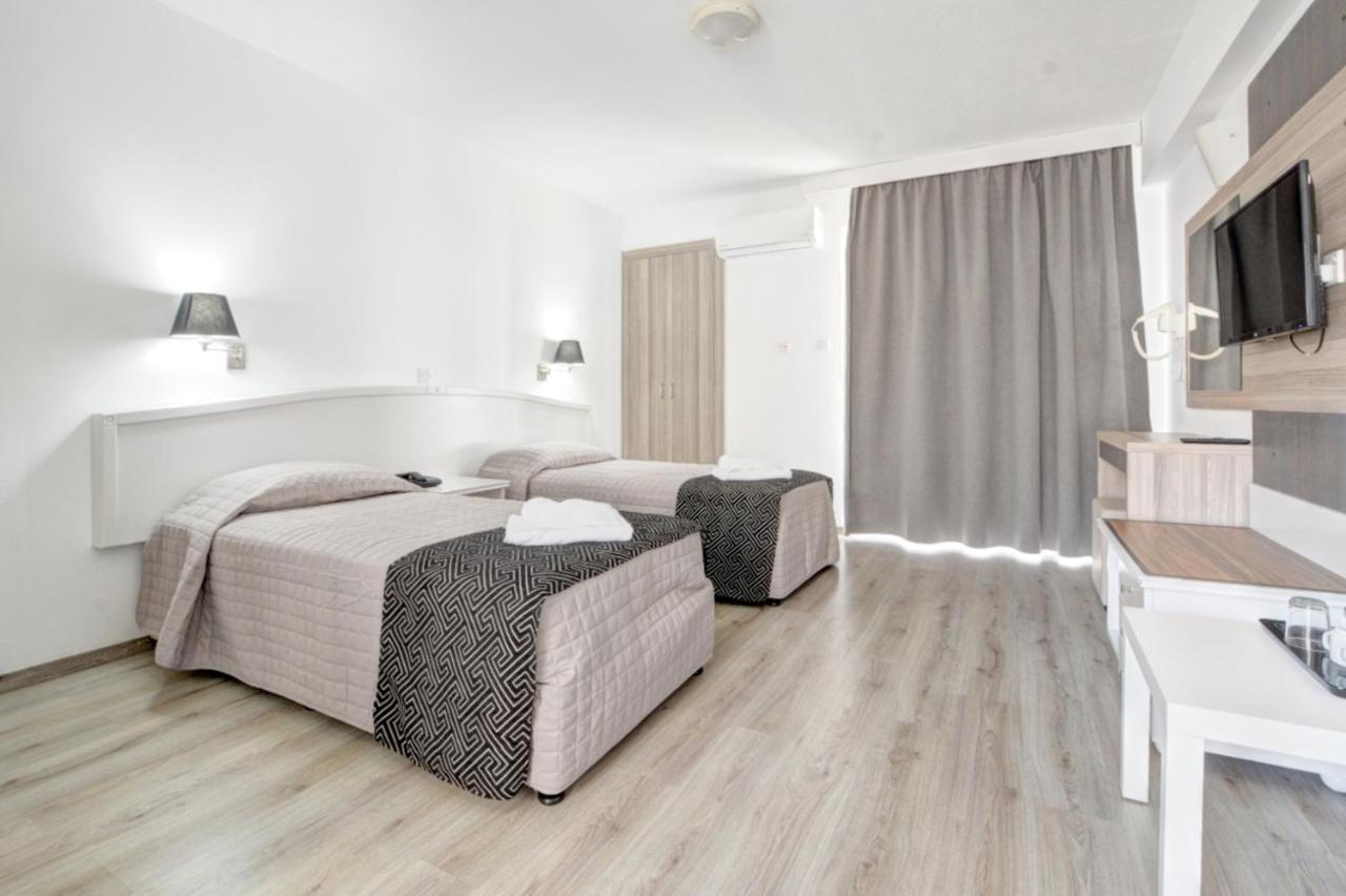 Barbara Hotel Apts Agia Napa Exterior foto